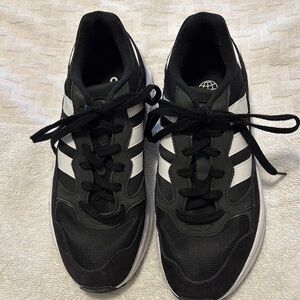 Adidas Men's Black and White Sneakers